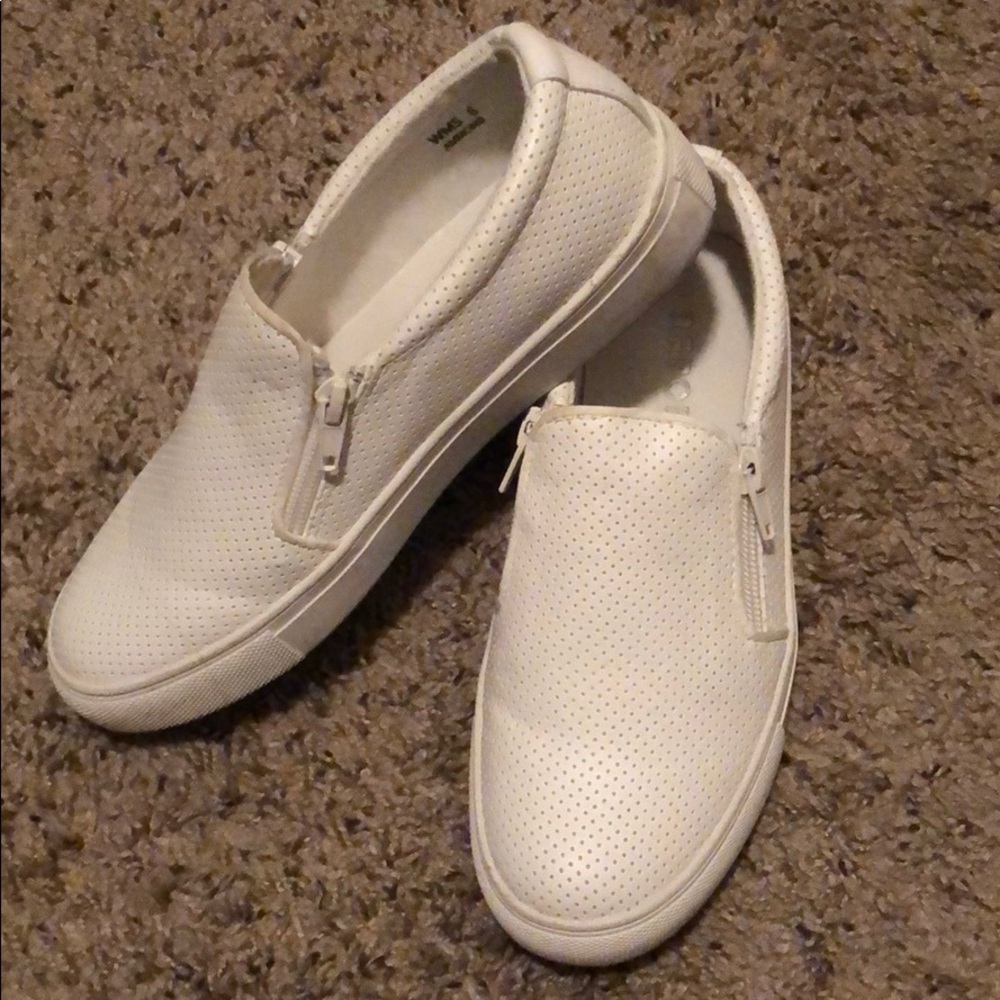 Women’s Report Slip On Shoes